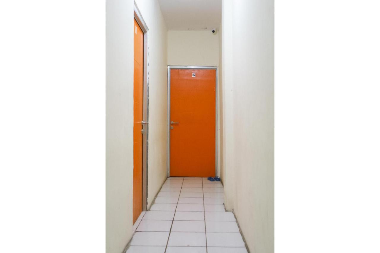 Koolkost Near Rs Graha Kedoya Hotel Jakarta Exterior photo